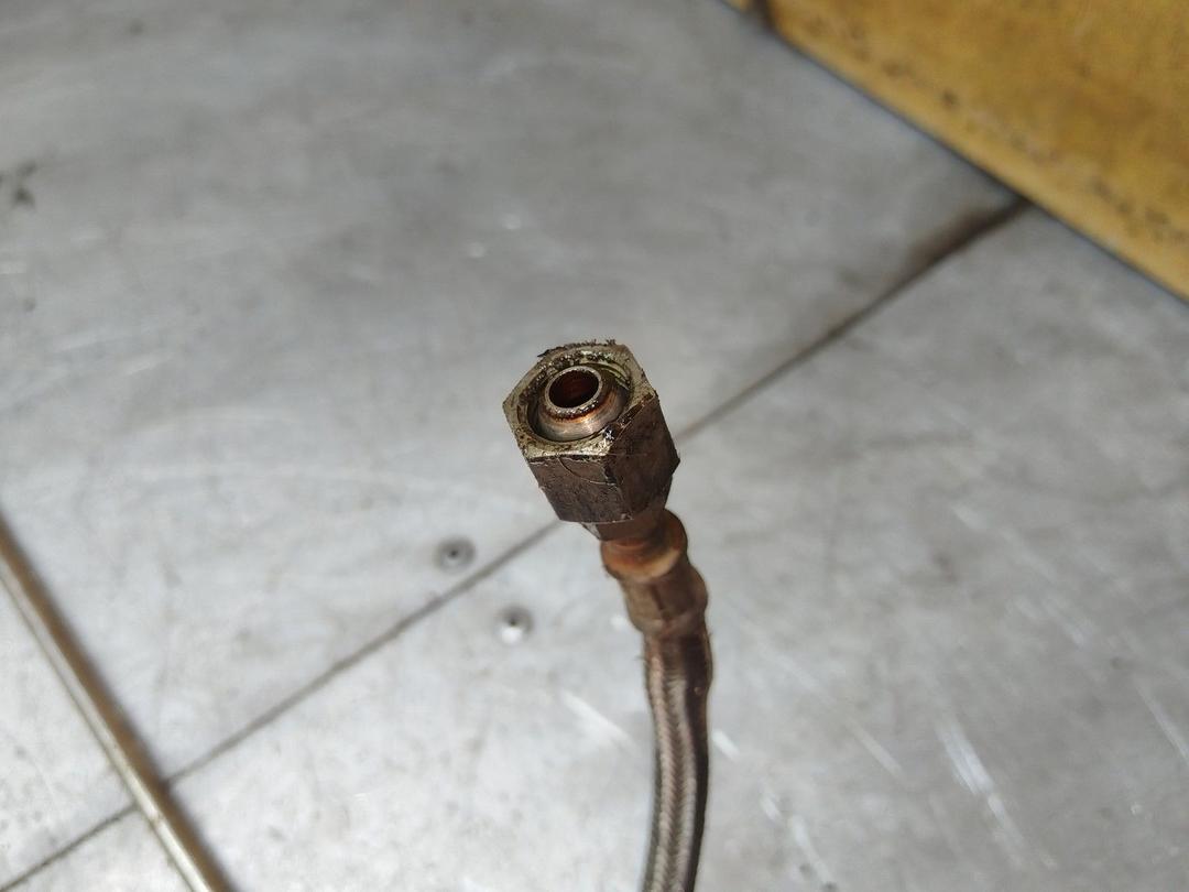 Масляная трубка турбины 6H0ZDY Volkswagen Passat - Фото 2