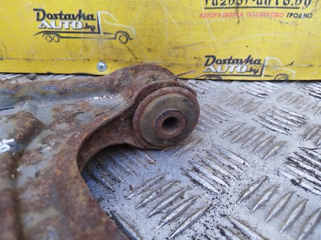 Рычаг передний правый JR1C3U Volkswagen Jetta купить на авторазборке