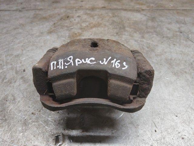Суппорт передний правый CNP5H9 Toyota Yaris