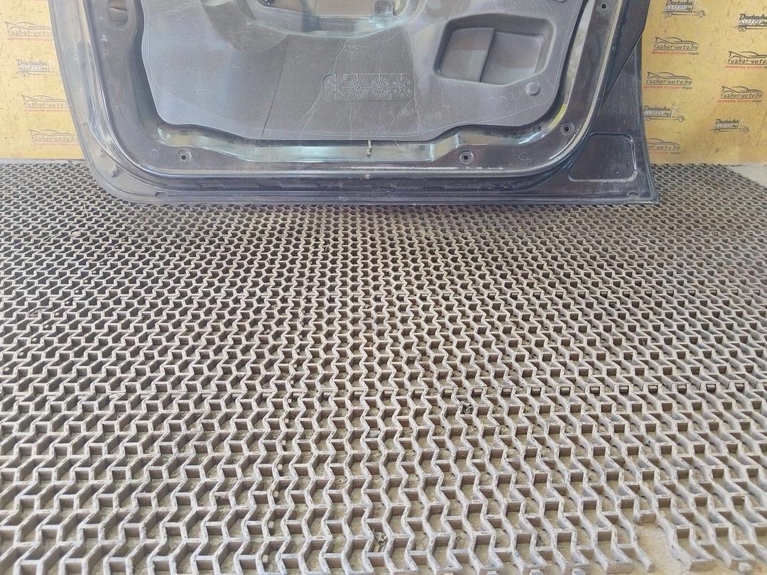 Дверь передняя правая UQ742O Peugeot 307 undefined