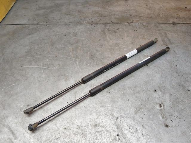 Амортизатор крышки багажника (3-5 двери) 7J9SI2 Nissan Note