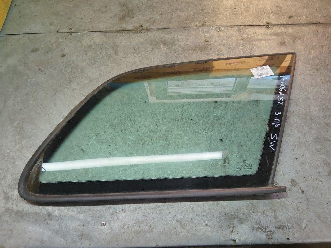 Стекло кузовное боковое правое HKM5UD Peugeot 406