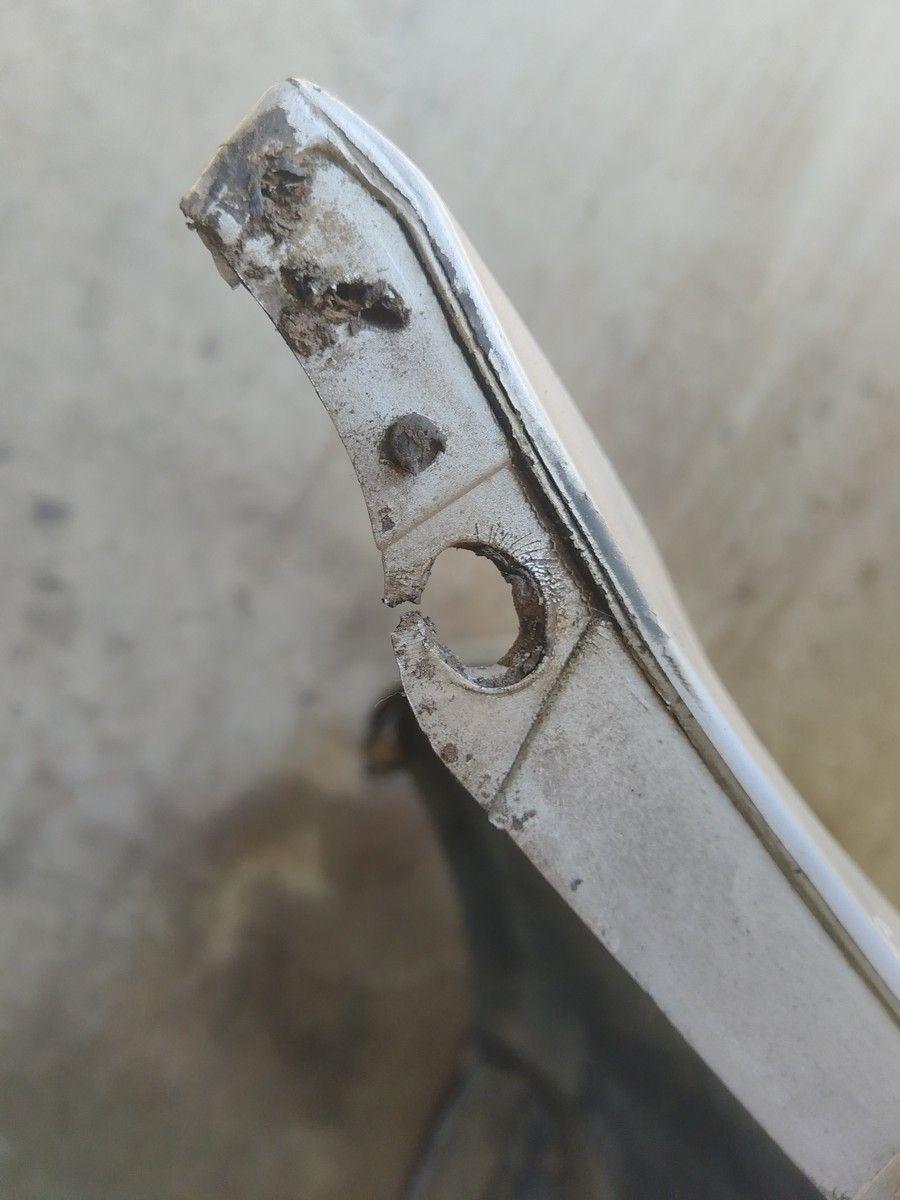 Бампер задний Y6TME5 Alfa Romeo 147 undefined