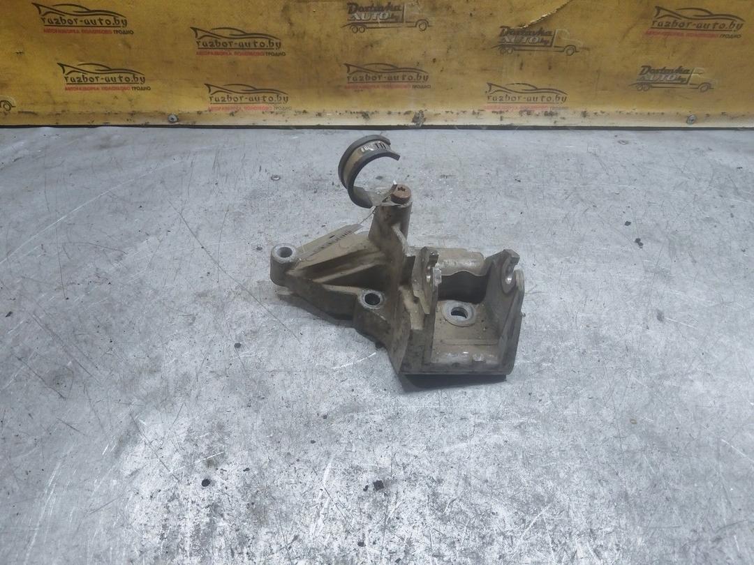 Кронштейн двигателя 2PT56S Peugeot 406