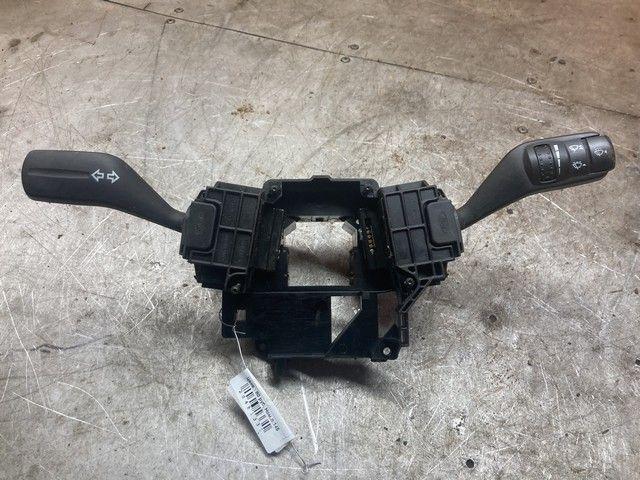 Переключатель подрулевой (стрекоза) Q4J62A Ford Focus - Фото 2