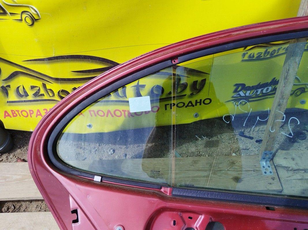 Стекло двери задней левой 7A71S8 Renault Megane купить в магазине запчастей бу