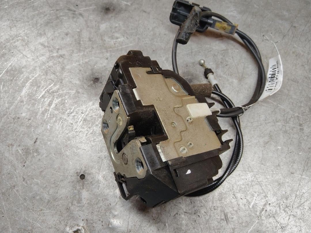 Замок двери передней правой K2TD31 Nissan Micra купить на авторазборке