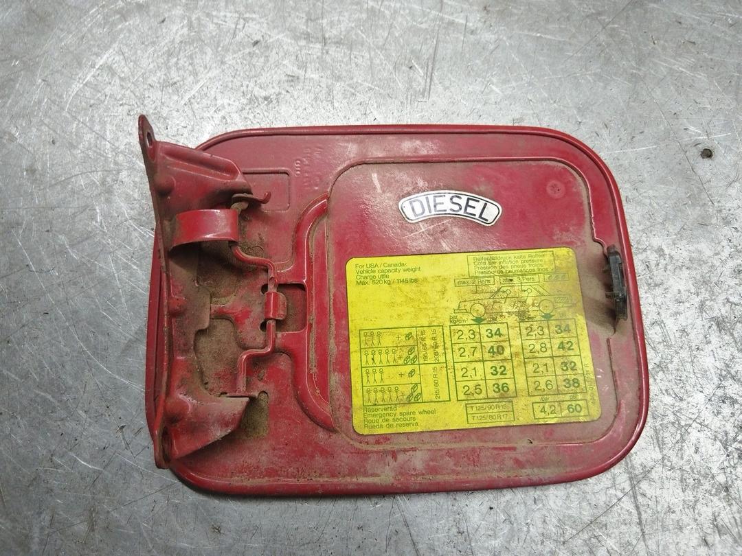 Лючок топливного бака 1Y4PDM Audi 100 купить