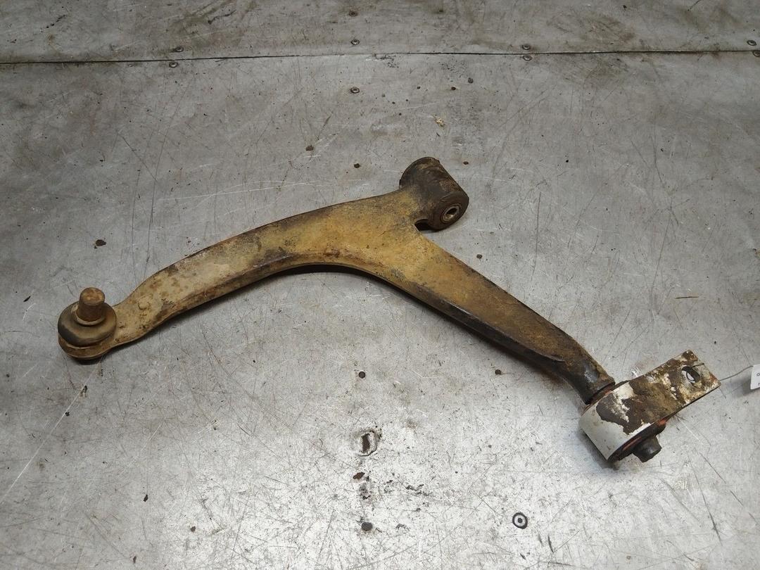 Рычаг передний правый FCCAIQ Peugeot Partner