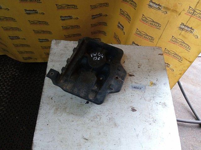 Полка аккумулятора RNE582 Volkswagen Golf купить