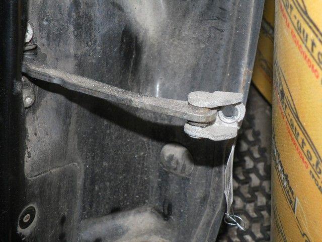 Ограничитель открывания двери I99ARW Opel Zafira - Фото 1