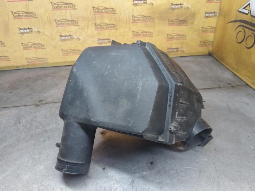 Корпус воздушного фильтра 0E25MA Volvo XC70 купить на авторазборке