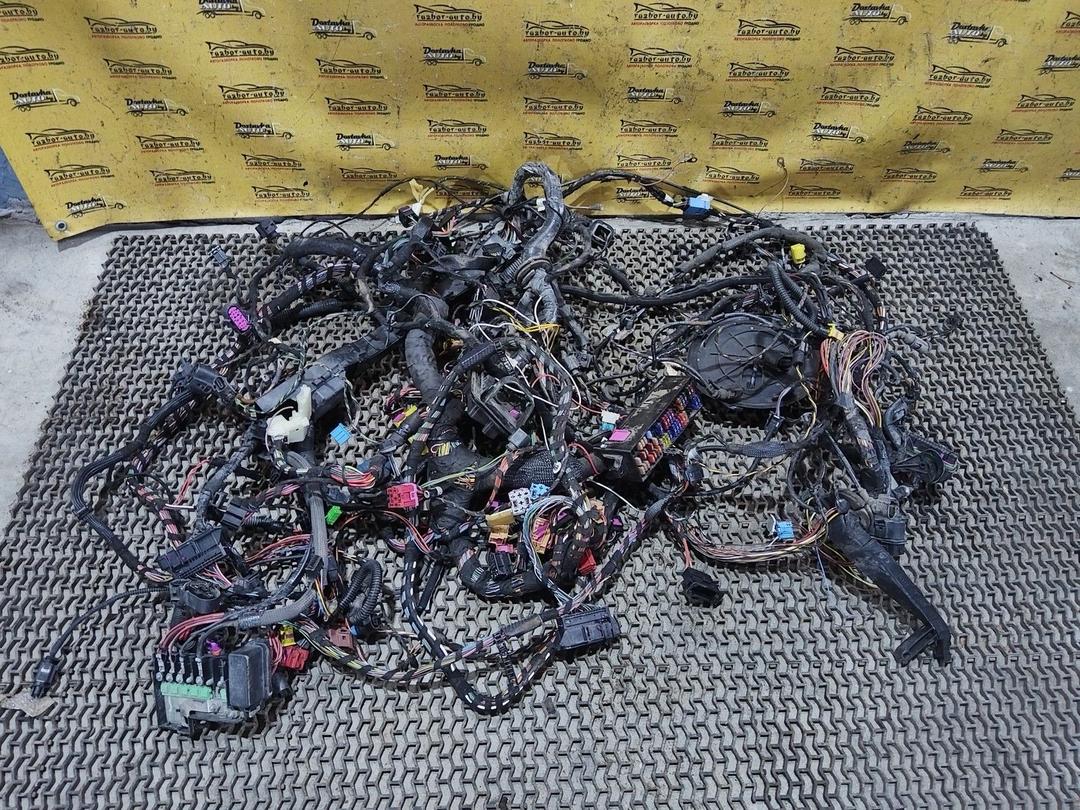 Проводка салона Q2L98T Skoda Fabia