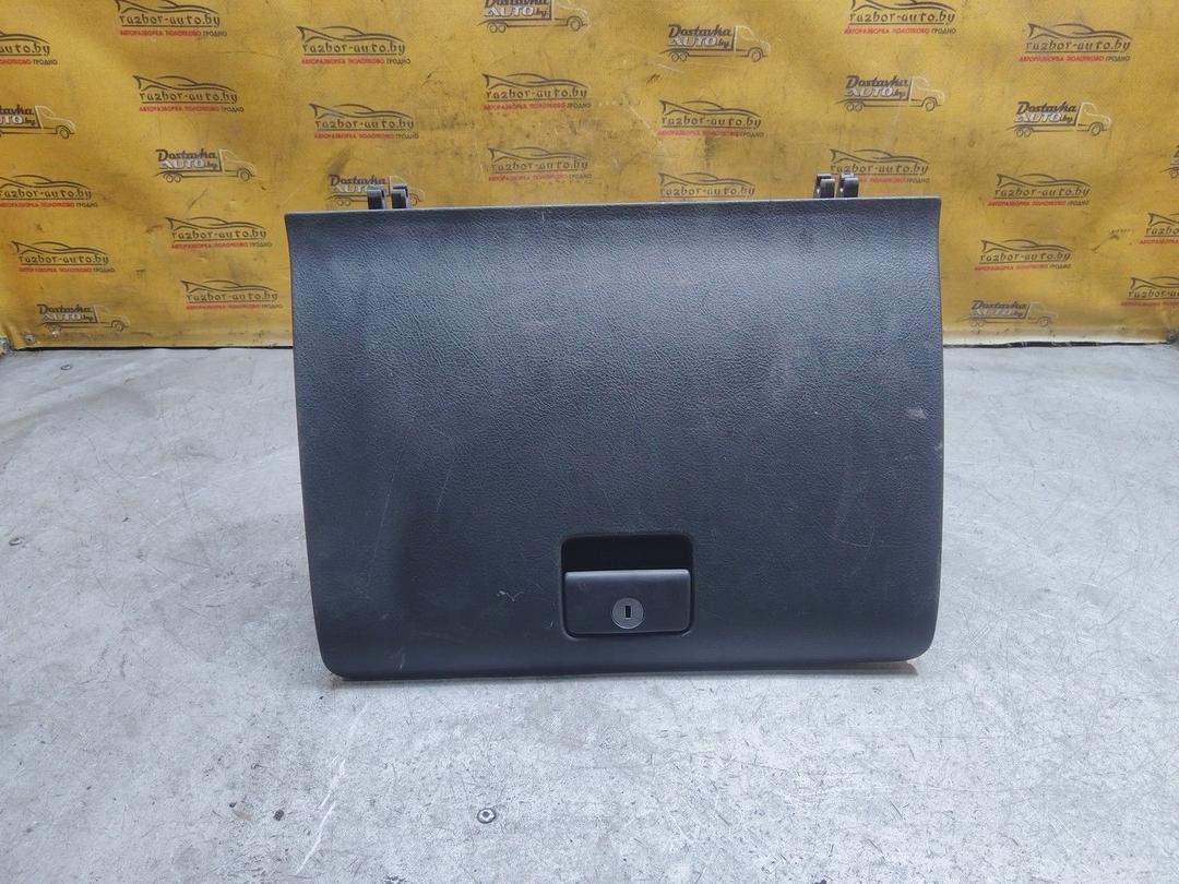 Бардачок S5RM27 Toyota Corolla Verso купить