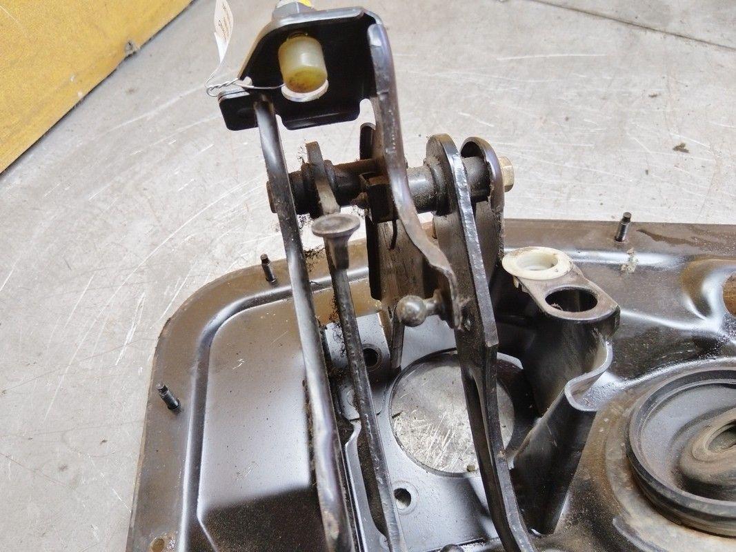 Узел педальный (блок педалей) BV27DV Citroen Evasion купить в магазине запчастей бу