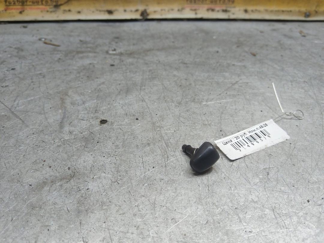 Форсунка омывателя LK4VED Mitsubishi Carisma купить