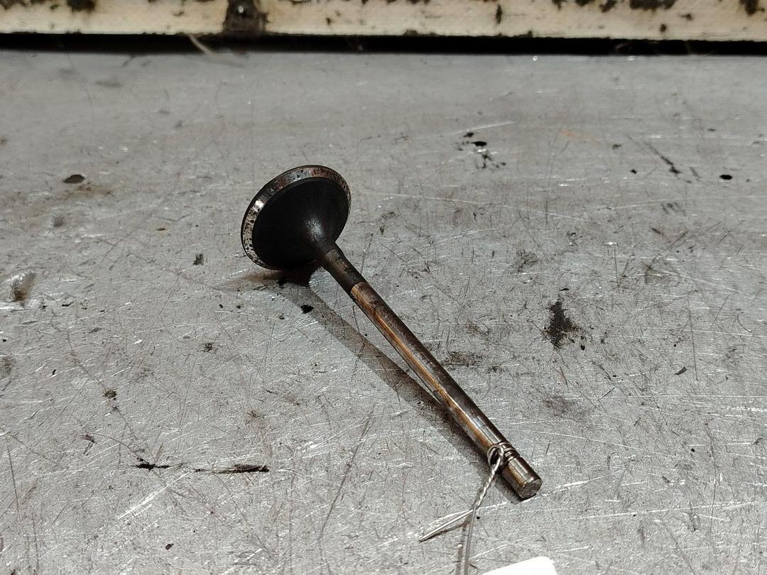 Клапан выпускной UP1H0L Citroen Xantia - Фото 3