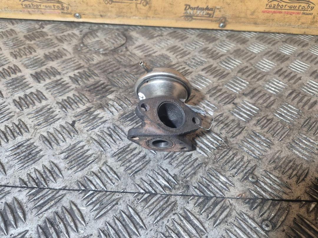 Клапан EGR VW87X8 Audi A4