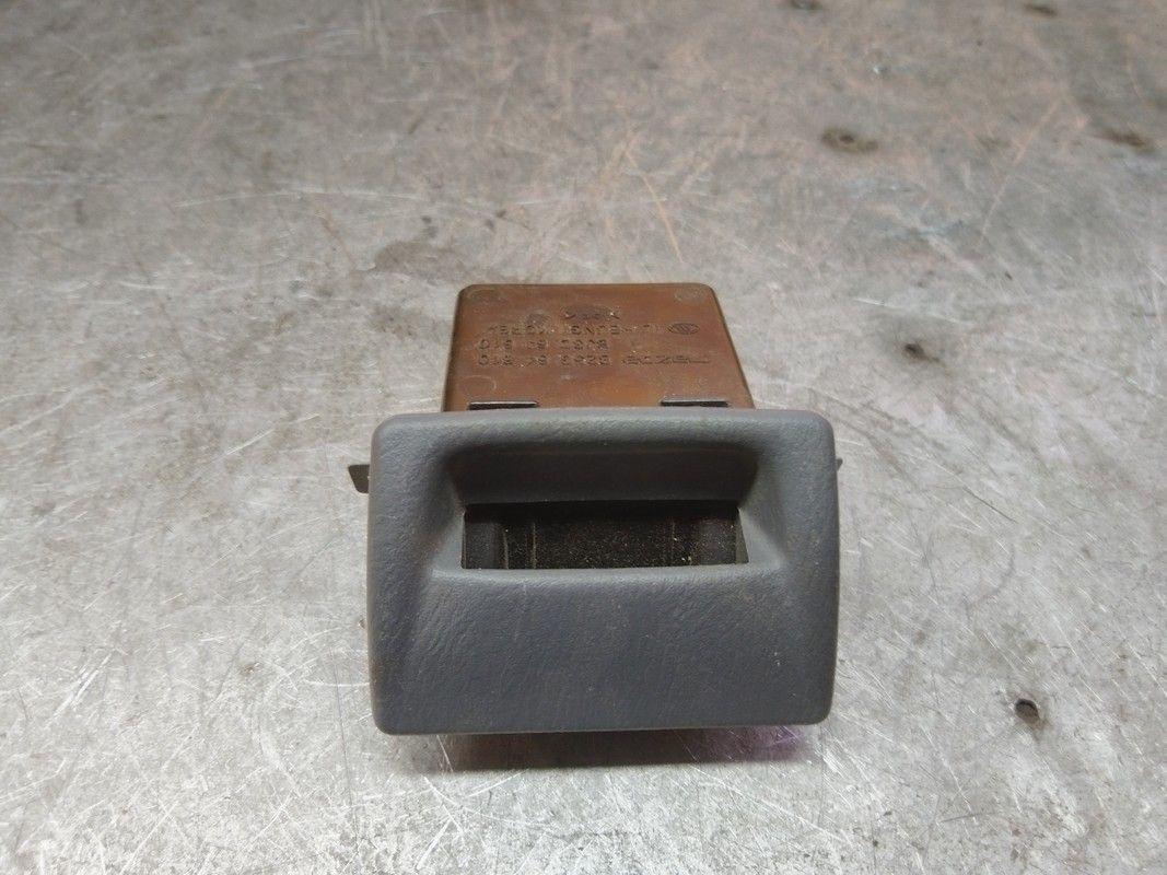 Пепельница YBT6IV Mazda 323F - Фото 2