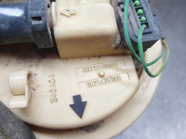 Колба в бак UFMF8A Peugeot Partner купить с доставкой