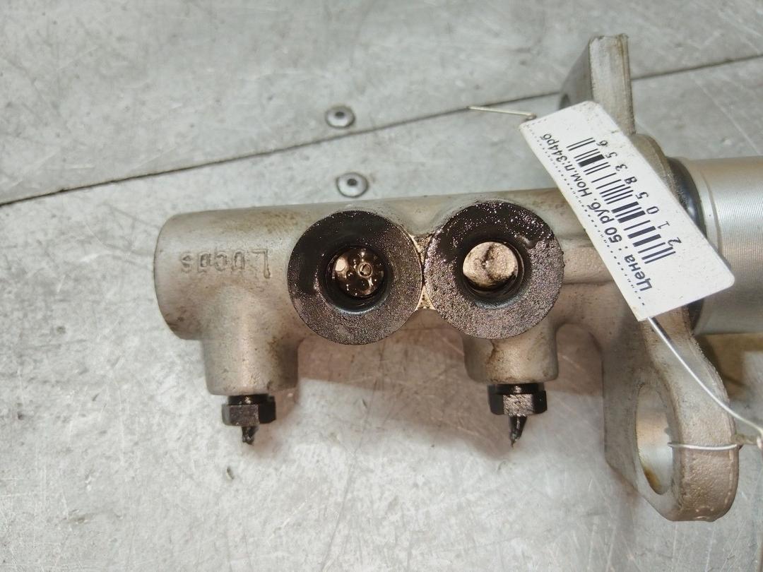 Цилиндр тормозной главный RAT1NQ Audi A4 купить на авторазборке