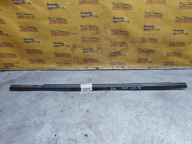 Молдинг стекла двери задней правой наружный ZMM3BB Daewoo Nubira