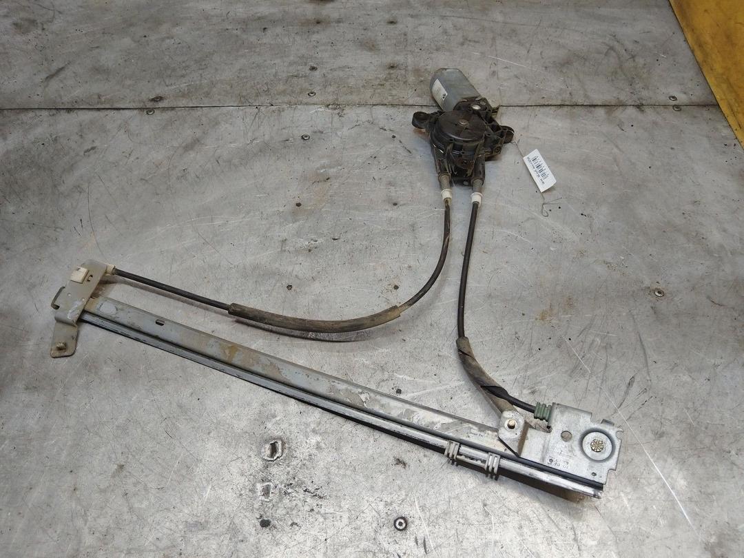 Стеклоподъемник задний левый RNJXW1 Peugeot 806 купить с доставкой