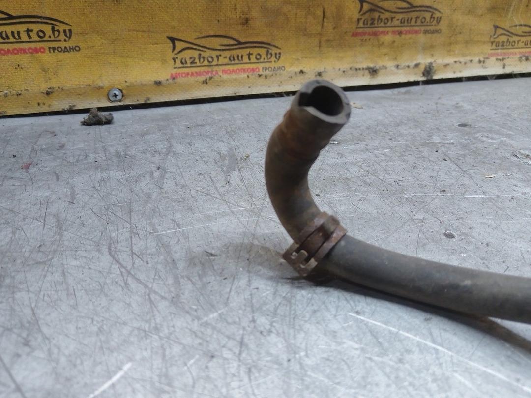 Патрубок расширительного бачка YQJKU8 Opel Zafira купить