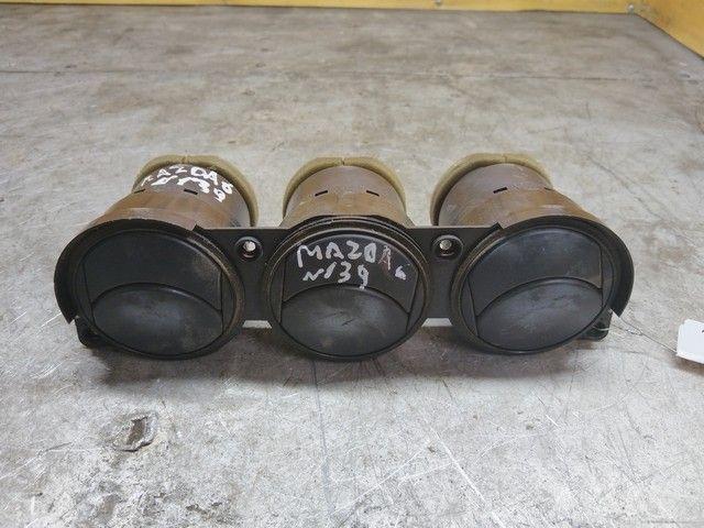 Дефлектор обдува салона R30U4G Mazda 6