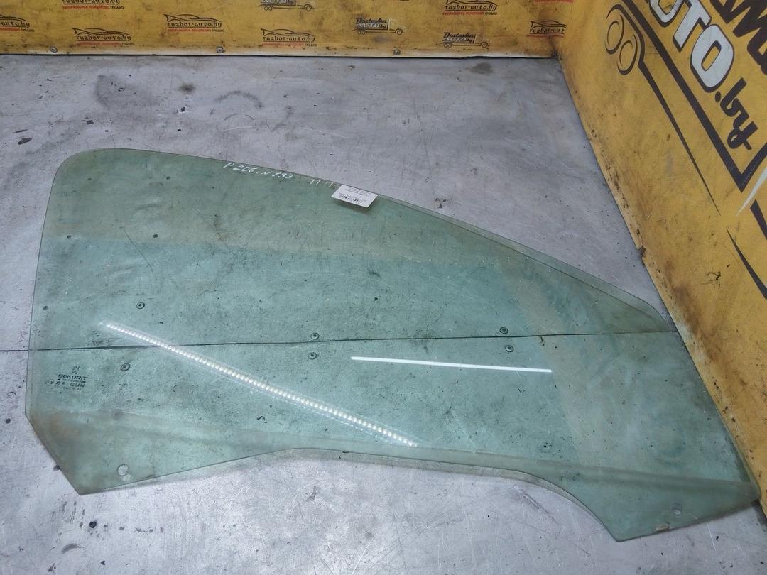 Стекло двери передней правой OTXWQW Peugeot 206