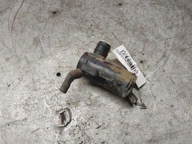 Насос (моторчик) омывателя стекла GY5C3A Mazda 626 купить