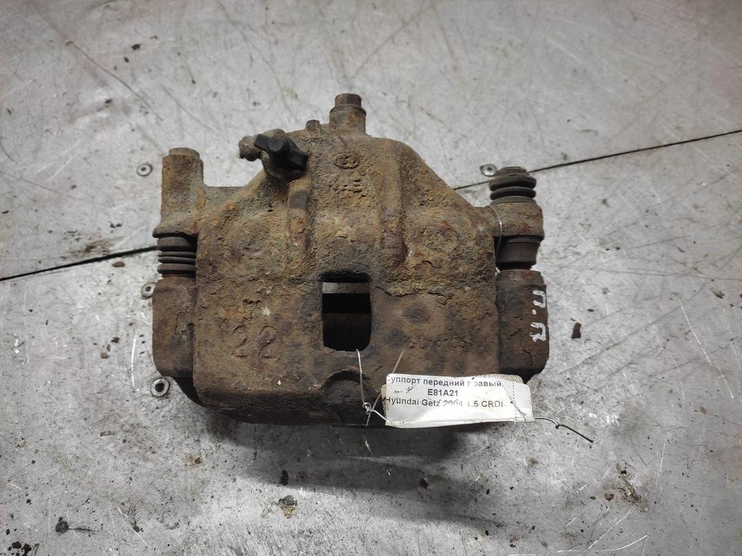 Суппорт передний правый E81A21 Hyundai Getz