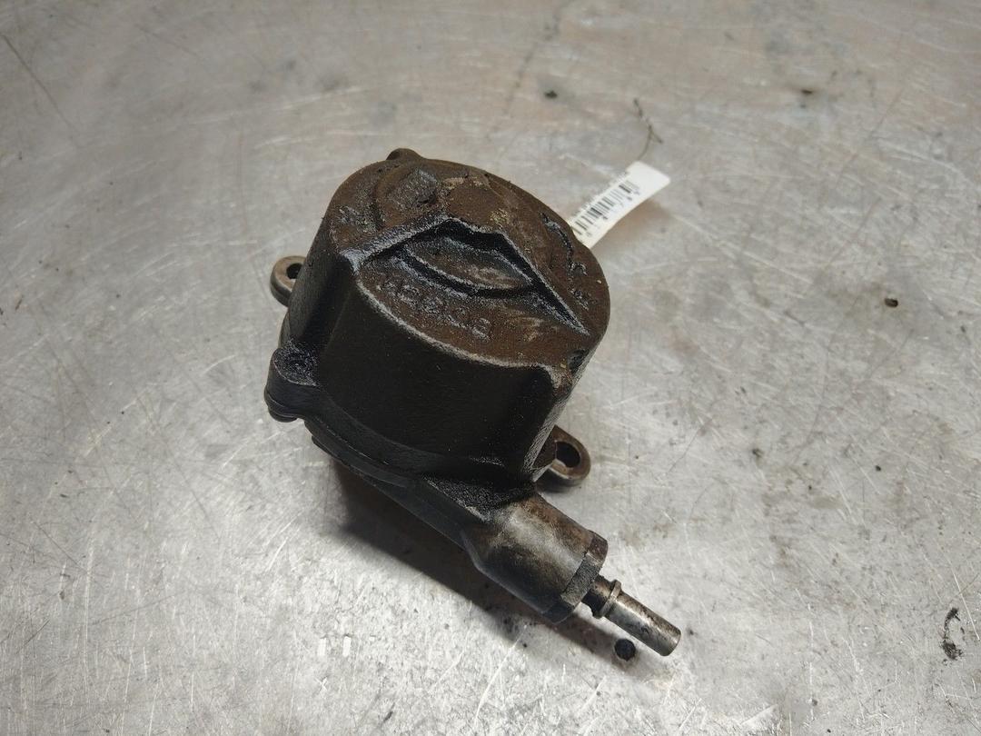 Насос вакуумный 8F5OLT Peugeot 607