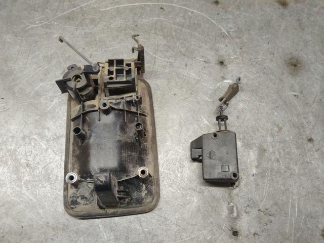 Ручка наружная задняя правая 822HCJ Peugeot Expert купить
