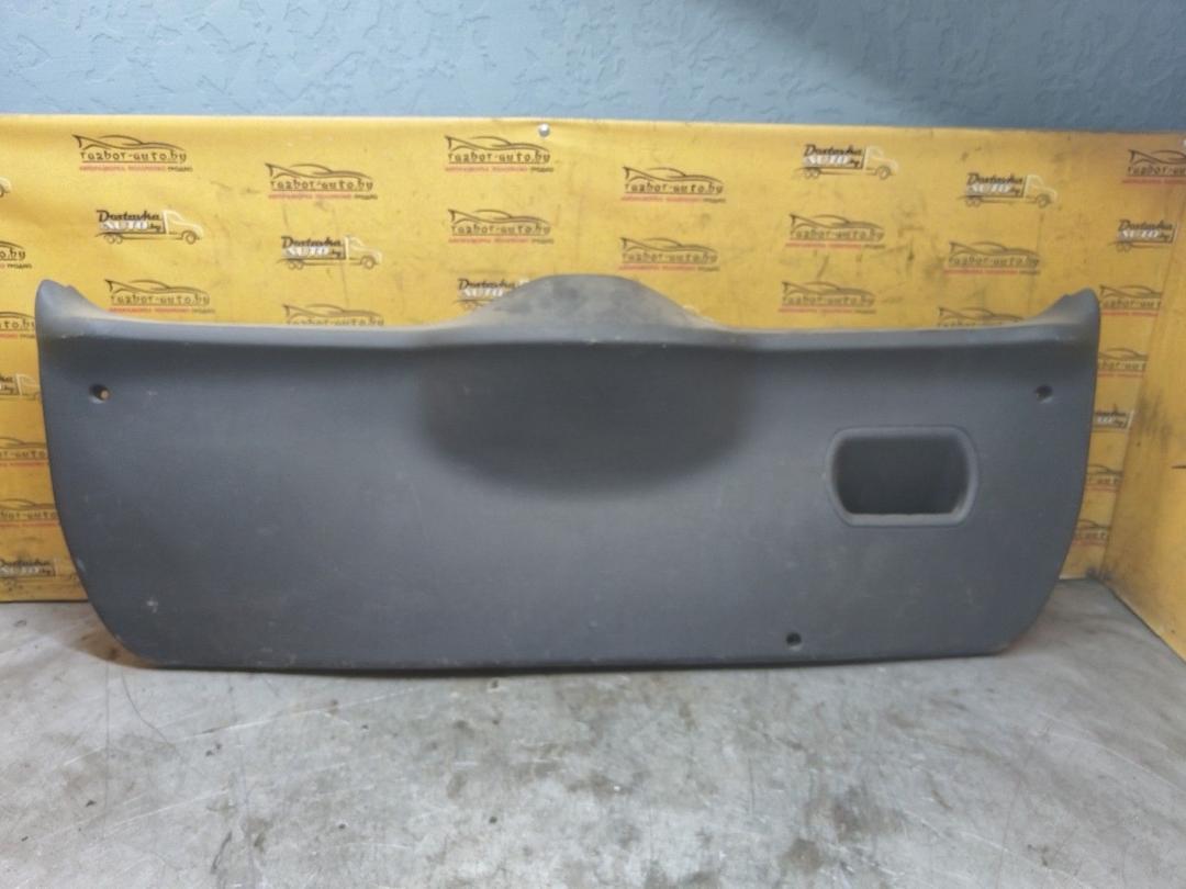 Обшивка крышки багажника H4LZAN Ford Fiesta