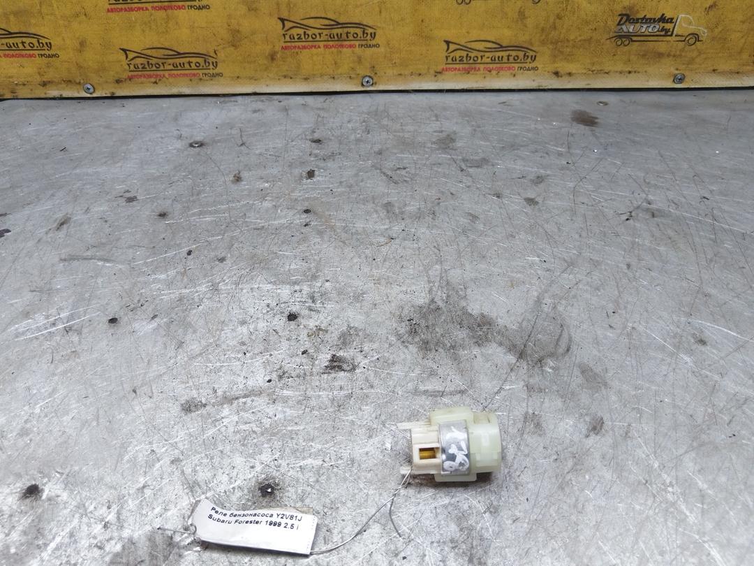 Реле бензонасоса Y2V81J Subaru Forester