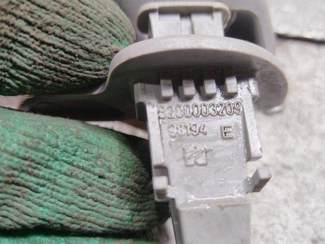 Ручка внутренняя потолочная ZAO1PS Renault Laguna купить в магазине запчастей бу