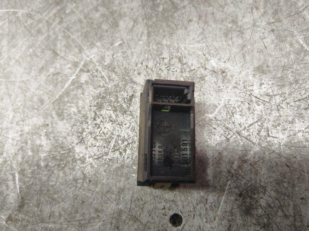 Кнопка антипробуксовочной системы M1NCJ6 BMW 3 E46 купить в магазине запчастей бу