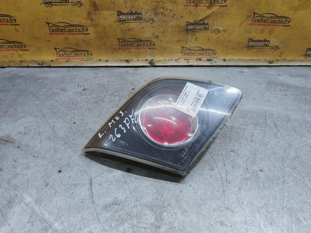 Фонарь крышки багажника левый YDE817 Mazda 3