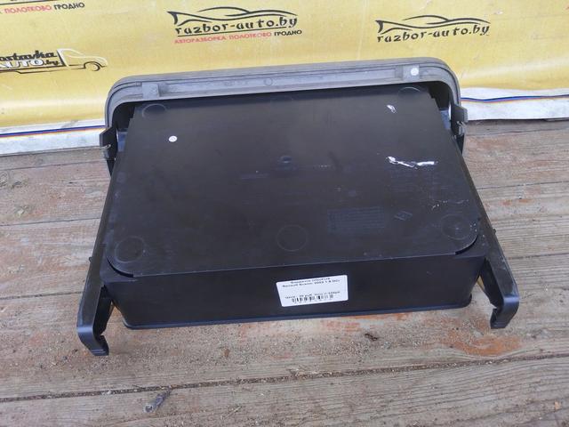 Бардачок OGUFUS Renault Scenic купить на авторазборке