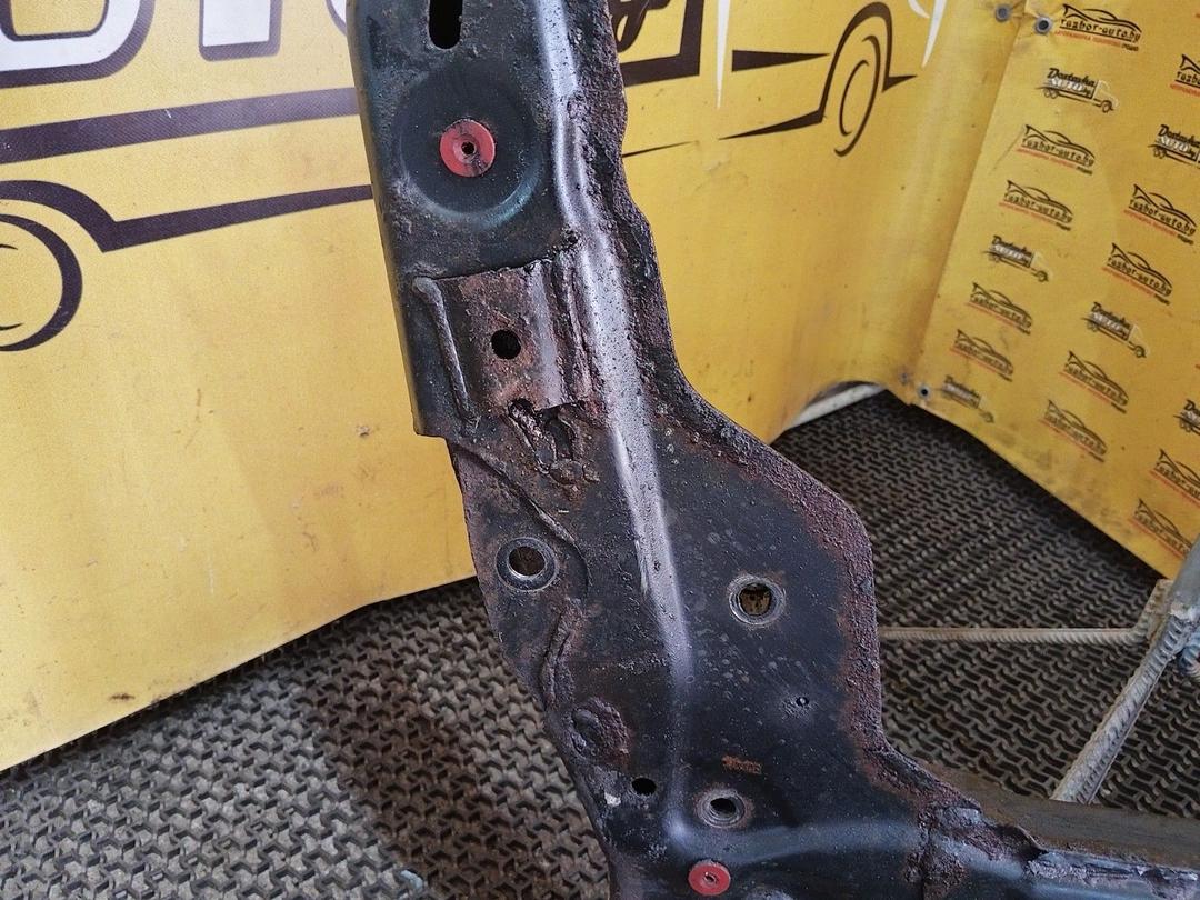 Балка подвески передняя (подрамник) 0Z6C3U Volvo XC70 undefined