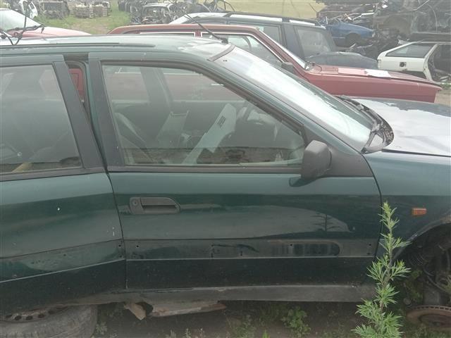 Дверь передняя правая 152F08 Citroen Xantia