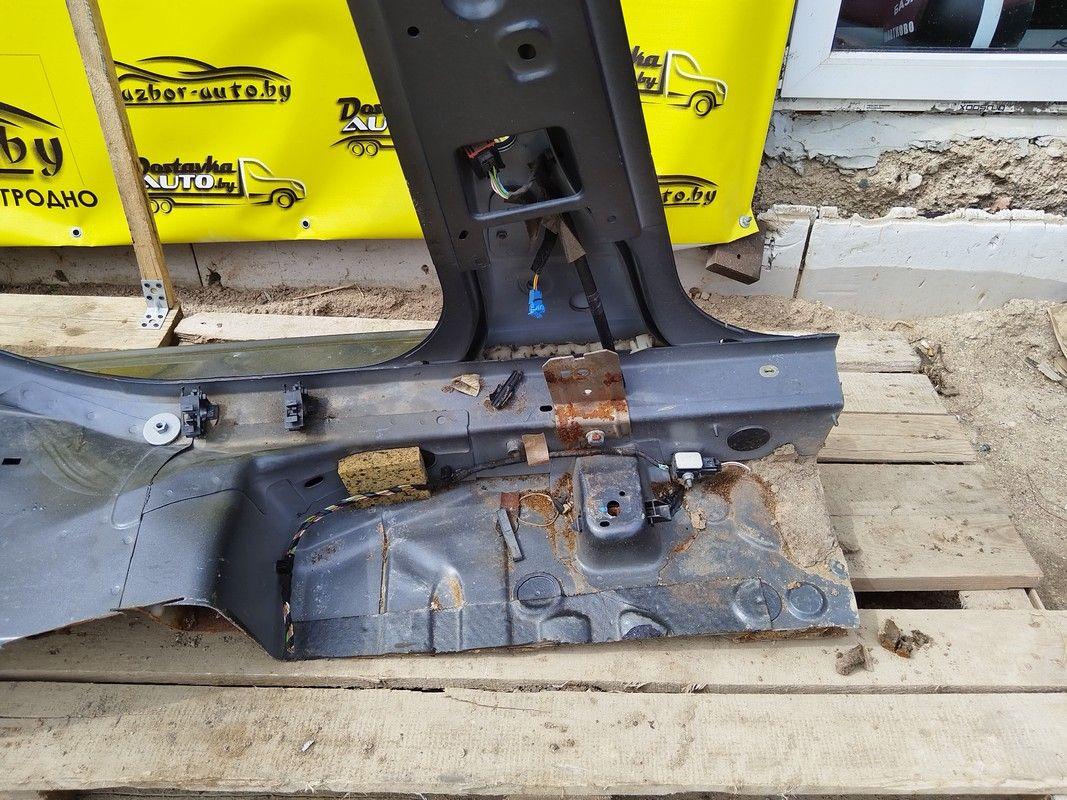 Стойка кузовная центральная левая SOWRBO Peugeot 207 купить в магазине запчастей бу