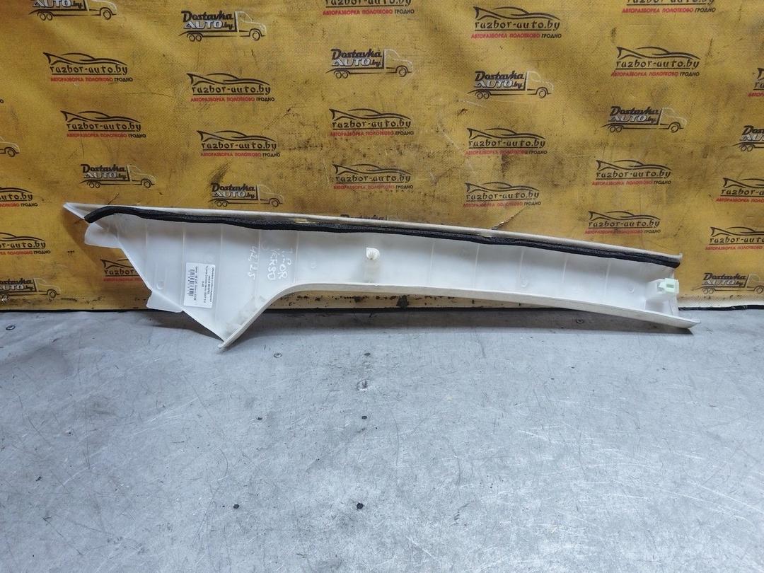 Обшивка стойки передней левой BKDF93 Toyota Corolla Verso купить в магазине запчастей бу