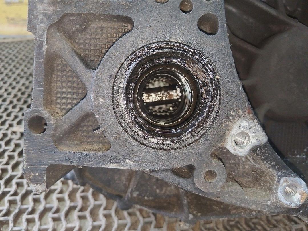 КПП механическая (МКПП) 5-ступенчатая H02SQA Toyota Avensis купить с доставкой