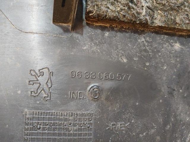 Обшивка крышки багажника 3HIIO9 Peugeot 307 купить с доставкой