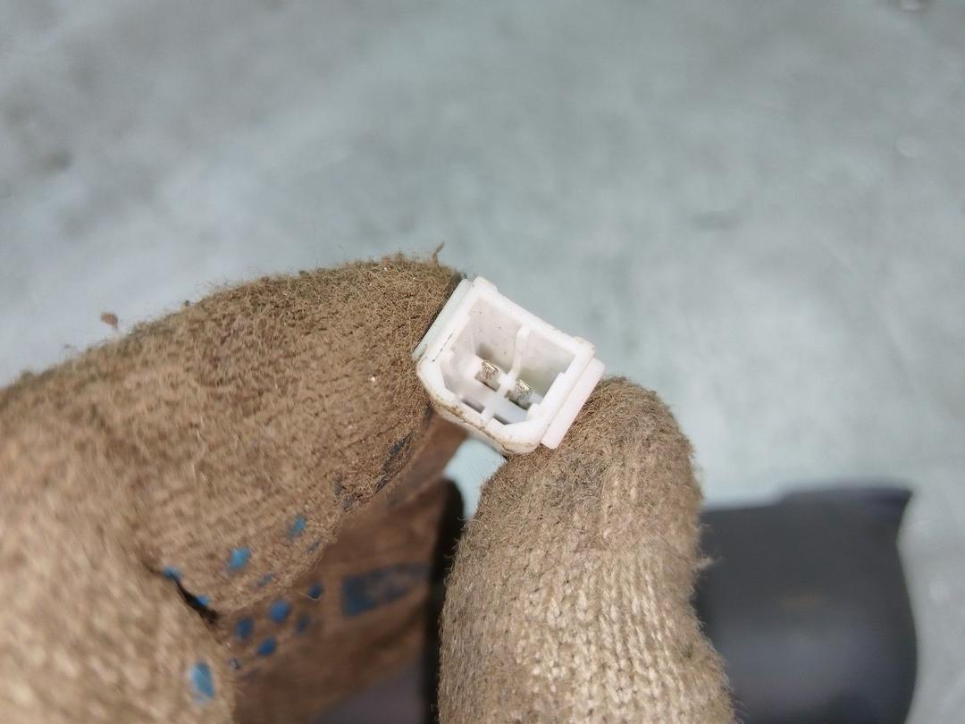 Стоп-сигнал 8SV504 Mitsubishi Colt купить в магазине запчастей бу