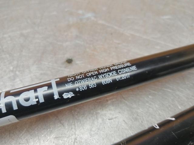 Амортизатор крышки багажника (3-5 двери) WWHDHF Renault Grand Scenic купить в магазине запчастей бу