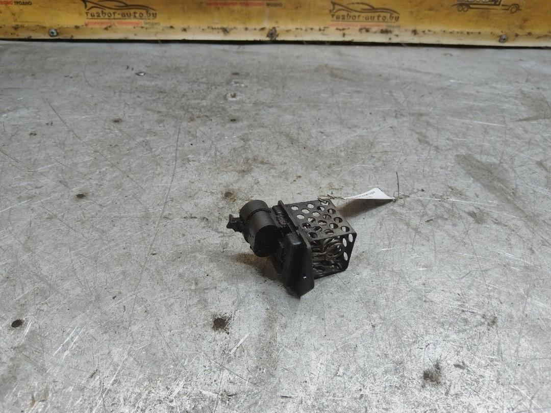 Сопротивление вентилятора охлаждения Q6X1I0 Opel Zafira купить