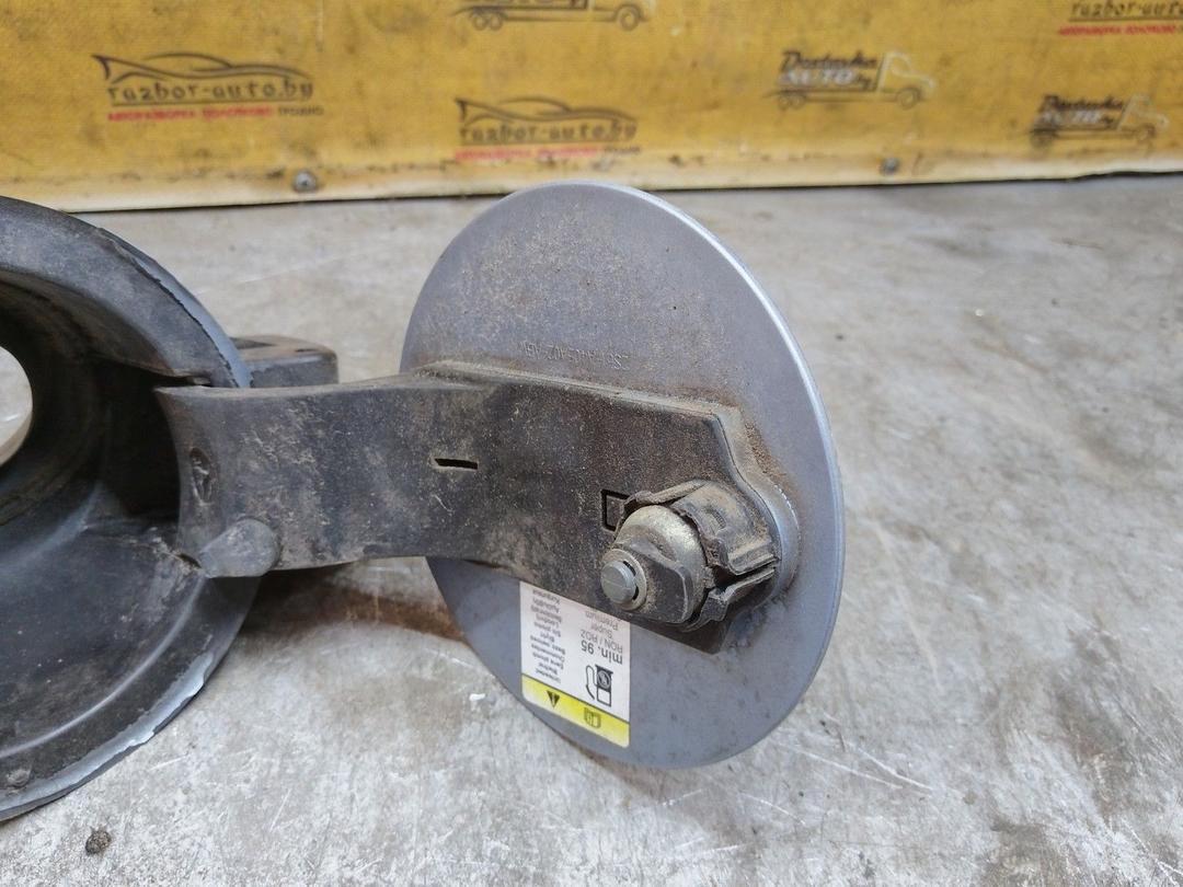 Лючок топливного бака 1JMLQT Ford Fiesta - Фото 6